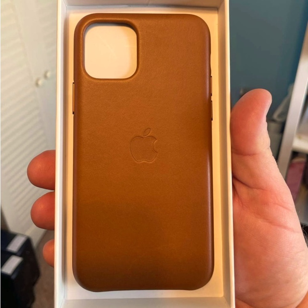 Apple leather case in brown for iPhone 11 Pro
